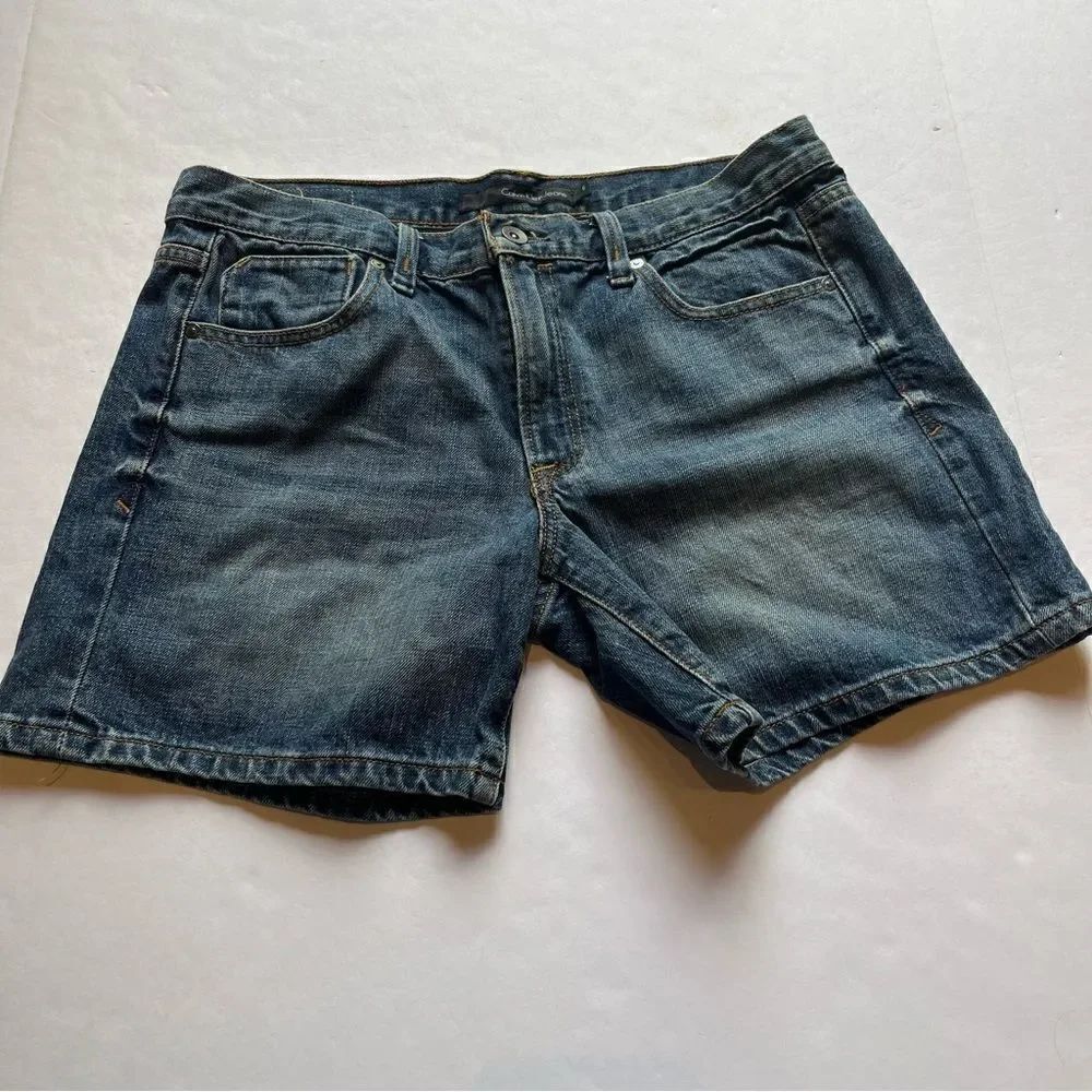 Calvin Klein Jeans Women's Denim Shorts Faded Blue size 6 High Waist